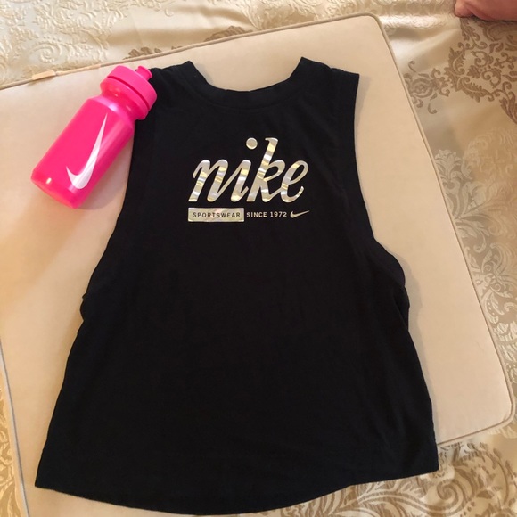 Nike Tops - 🏃🏻‍♀️Nike Runners Tank Top 🏃🏻‍♀️